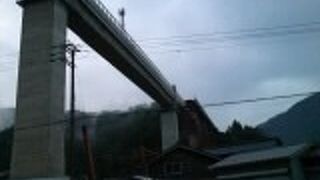 新しくなった鉄橋