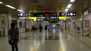 札幌駅の主要な列車の時間(2012年4月現在)