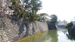 なんとお城はありません。城跡だけです。