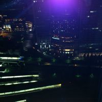 夜の東京駅ホームです