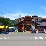 秋田杉を利用した建物です