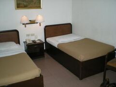 ディプロマット ホテル 写真