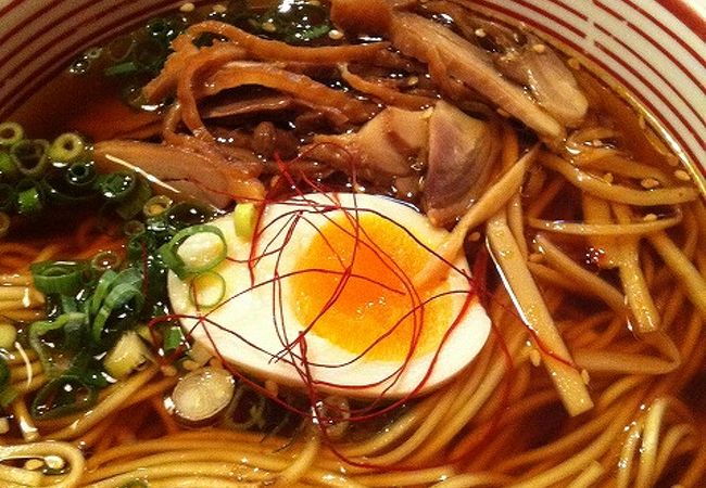 【お多津】このエリアでの名物のラーメン♪