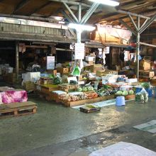 「ご自由にお持ち下さい」状態