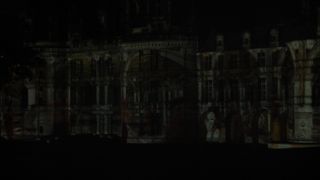 夏は、光と音のレーザーショーがあります！！