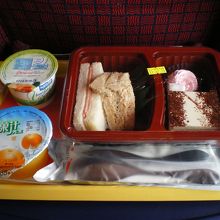 船内で出た軽食