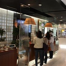 フードコート１