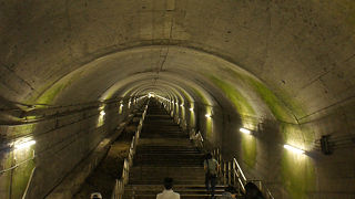 地上に出るまで大変・・・