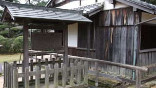 狭い部屋から・・・