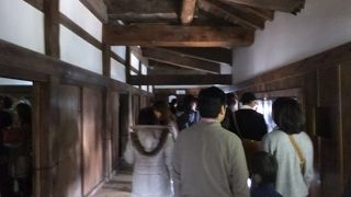 天守閣は入場制限中でした