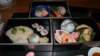 上品な昼ごはん