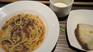 半木の道からすぐの北山ランタンでランチを