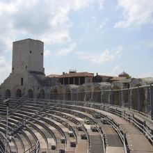 最上部、高〜い！足がすくみます。