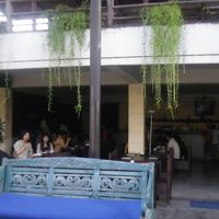 ご飯食べるとこ