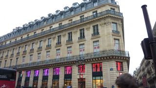 【ユニクロ】日本人店員さんも多いよ