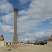 ローマ帝国が４世紀初めに建てた図書館跡