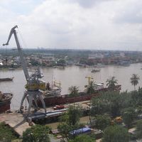 高級ホテルから見える、ローカルの生活。ギャップが面白い