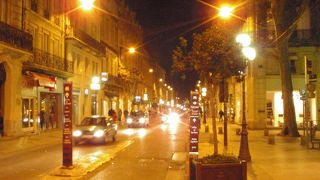 アヴィニョンの目抜き通り