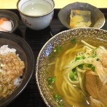 うかじ定食