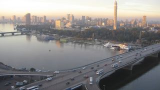 カイロの町からわかる高さ