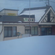 旭川の隣駅ですが、独特の風情があります