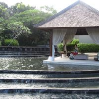 ｱｲﾙ＝水　水の庭です。