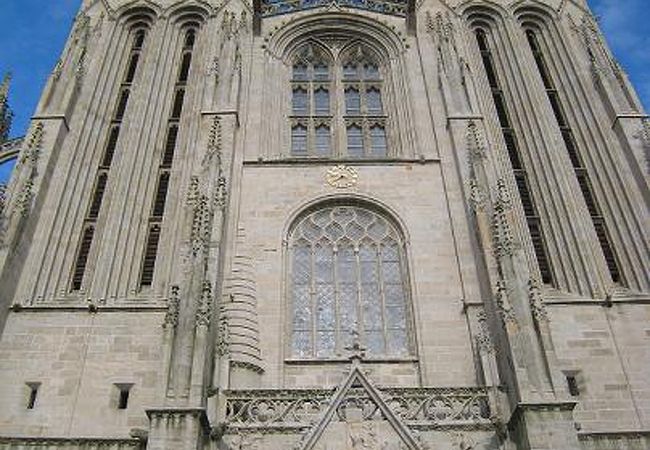 ブルターニュ初のゴシック様式の大聖堂