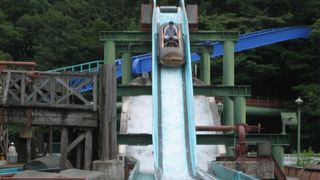 絶叫マシンから小さい子供向けまで