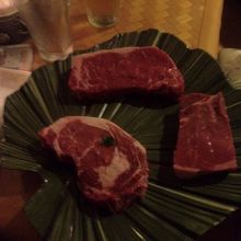 3種類のステーキ