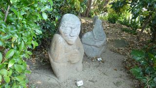 猿石・・・「古都・飛鳥」にある奇妙な石造物のひとつです。