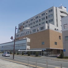 富良野駅のすぐ横にある新しい富良野協会病院