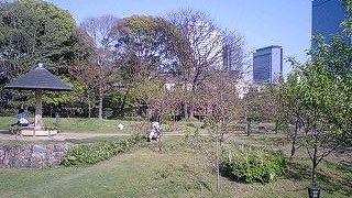 夜になると入れません。