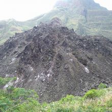 2007年に噴火したクルドゥ山の溶岩ドーム