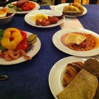 種類はわりと豊富です。トマトが新鮮！