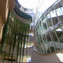 なんばパークスの外観、綺麗でした♪