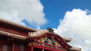 建物は復元です