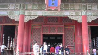 やはり少し控えめな存在