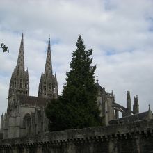 オデ川岸からの眺め