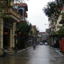 バチャン村の通り