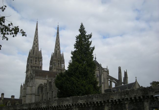 美しい街の美しい大聖堂