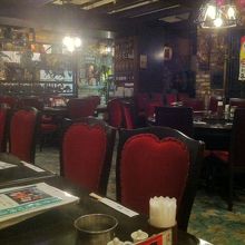 実際はもっと席数あります