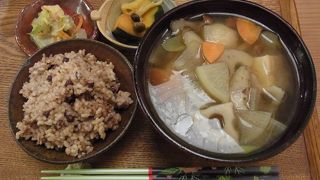 無農薬野菜を使った定食屋さん