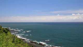 日南海岸が広がります。