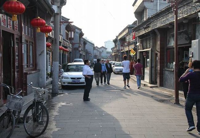 中国っぽい骨董品街です。