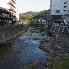 長門湯本温泉と音信川