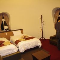 シンプルで広めのお部屋（＾ω＾）