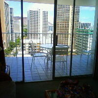 １ベッドルームのラナイの眺めです。パーシャルオーシャンビュー