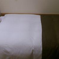 あいかわらずふかふかで眠り心地抜群のベッド