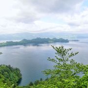 十和田湖を見下ろすビュースポット