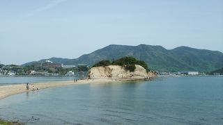 歩きやすい服装で。